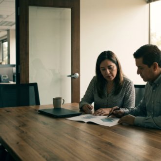Las 7 capacidades humanas que ninguna IA puede compilar (y cómo saber si tu empresa las tiene)